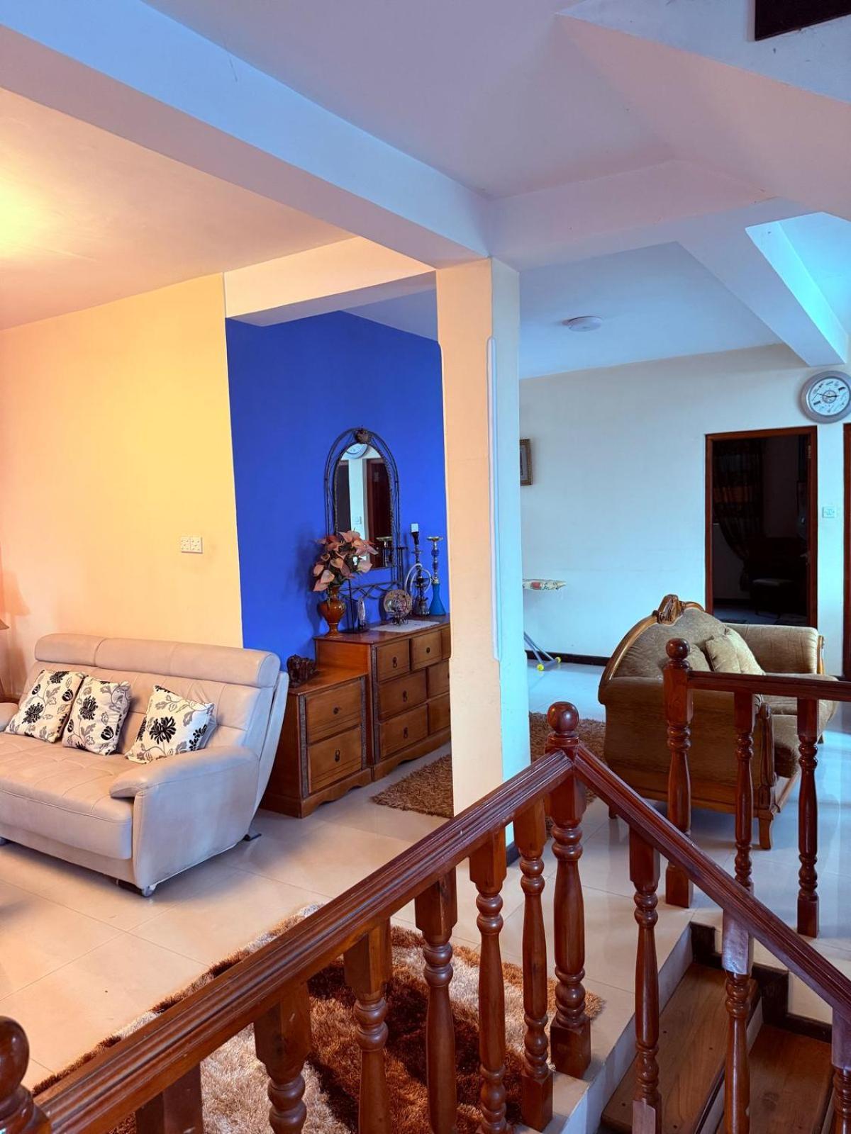 Resident View Homestay Kandy Esterno foto