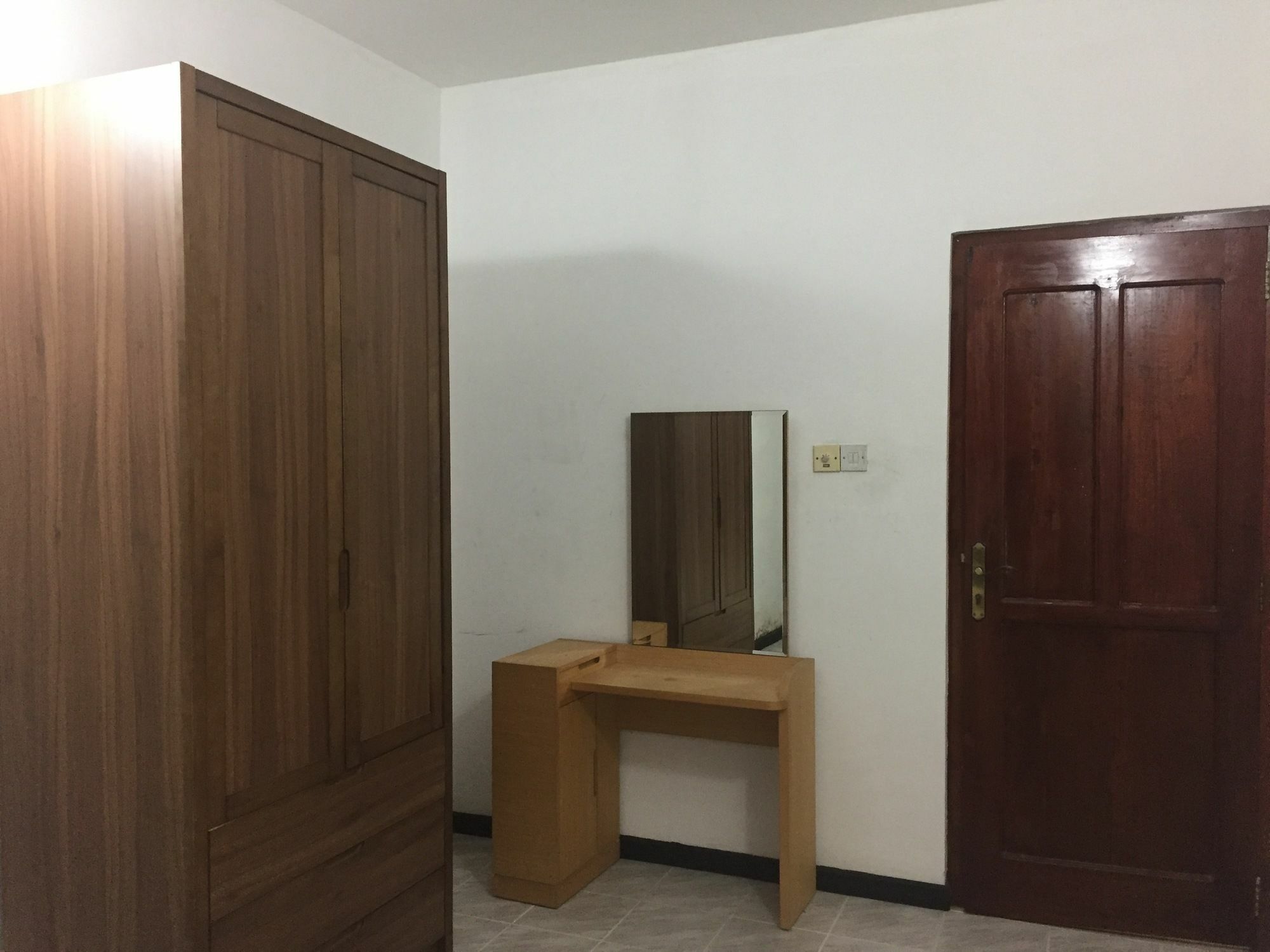 Resident View Homestay Kandy Esterno foto